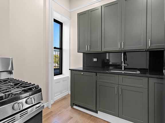 2nd image of 411 Clinton St APT 10