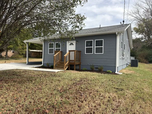 2801 Hunters Point Pike, Lebanon, TN 37087