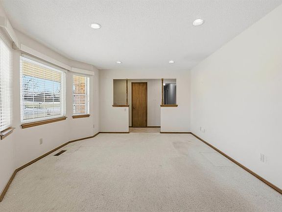 5th image of 8709 NW 87th Ter