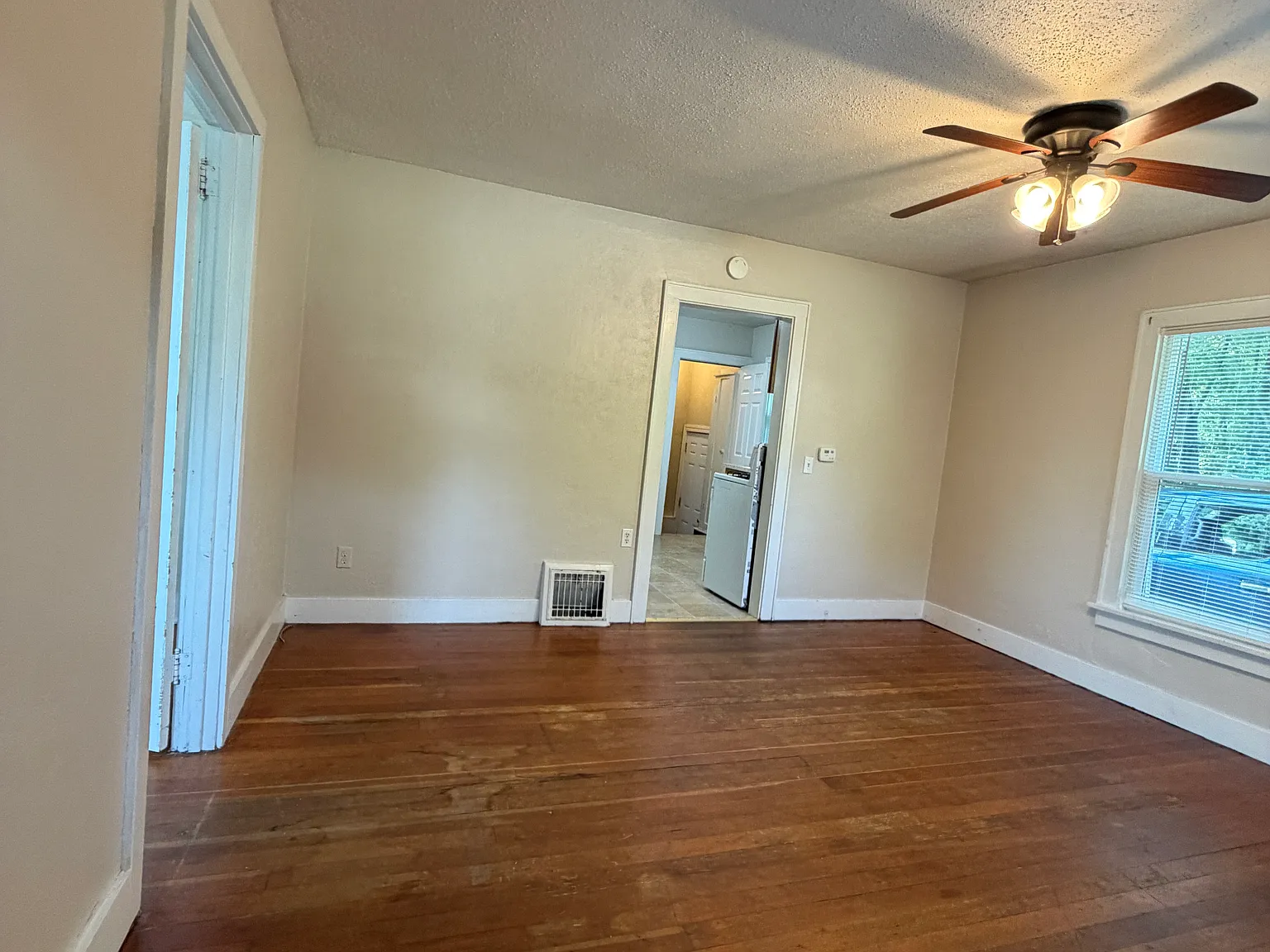 4136 Eastern Avenue — Photo 3