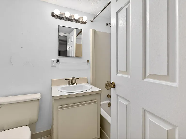 3901 S Flagler Dr #901 — Photo 16