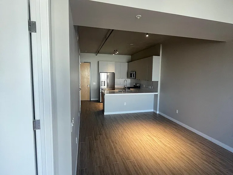 353 E Bonneville Ave #405 — Photo 4