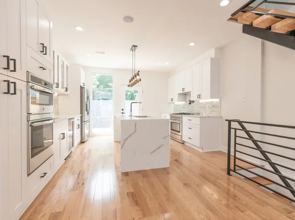 436 Manton St, Philadelphia, PA 19147