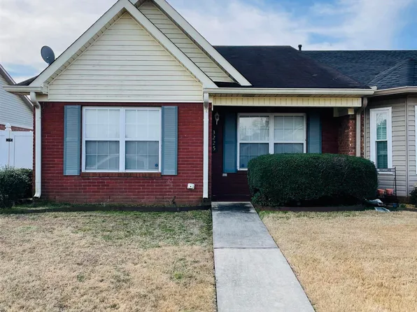 3225 Fieldstone Dr SW, Decatur, AL 35603