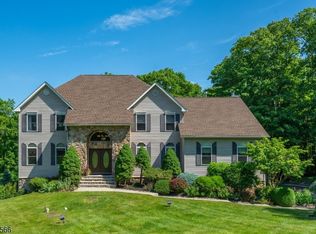11 Stoneridge Ct, Rockaway Twp., NJ 07866
