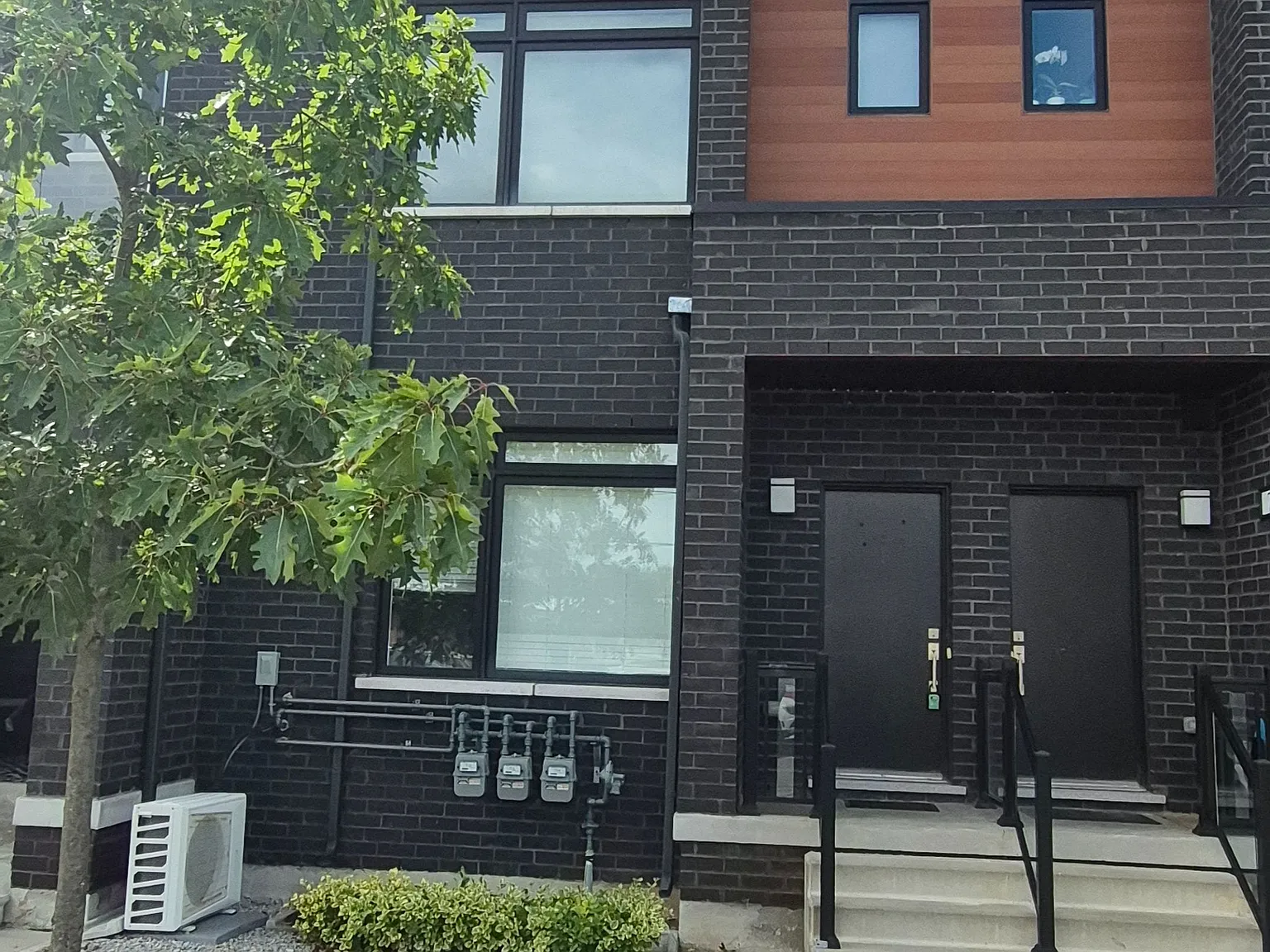 2 bed, $2,750 — Photo 2
