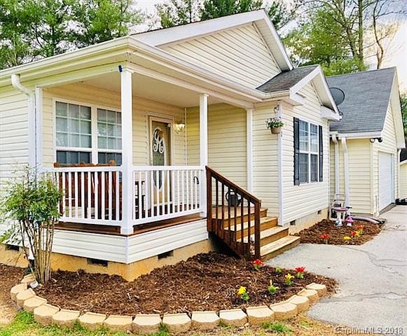 1st image of 222 Windsor Ct