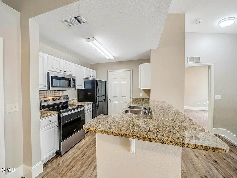609 Cape Cod Dr — Photo 10