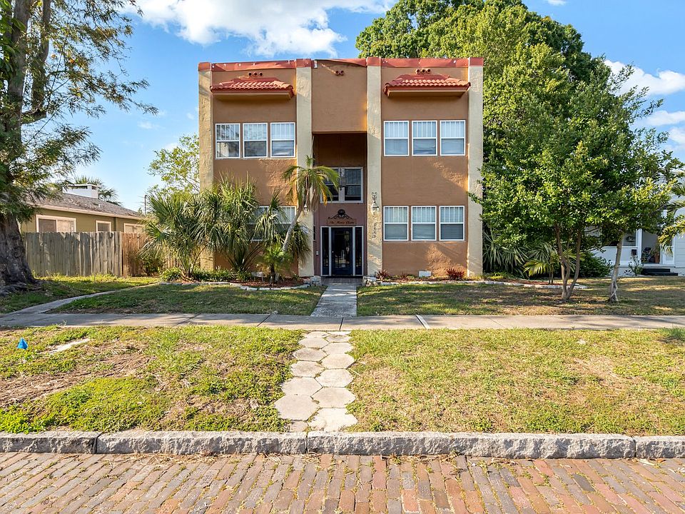 1st image of 2449 Burlington Ave N APT 1