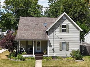 301 N 5th St, Coleman, MI 48618