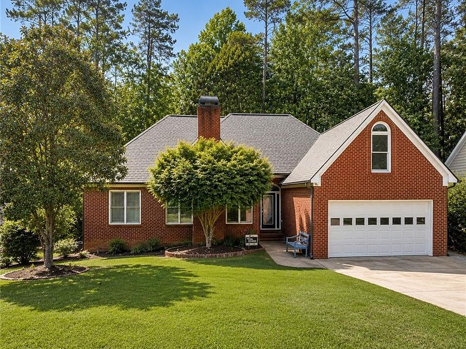 1st image of 997 Sunny Glen Ct