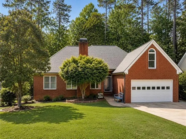 997 Sunny Glen Ct, Lawrenceville, GA 30043