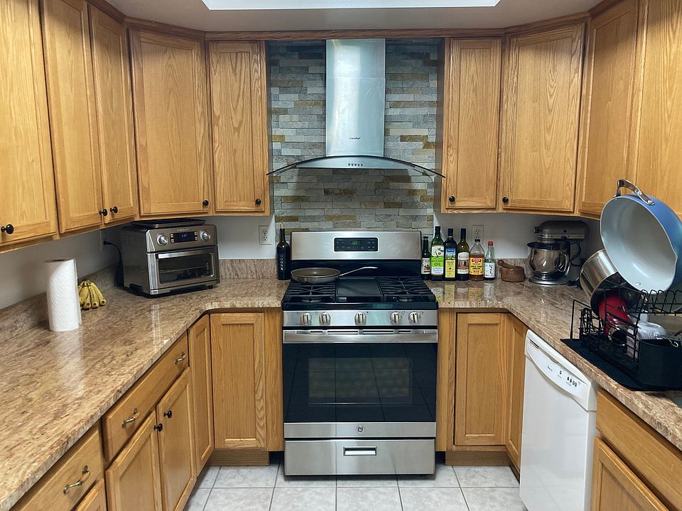 New gas stainless range.
Granite counters and new sink.