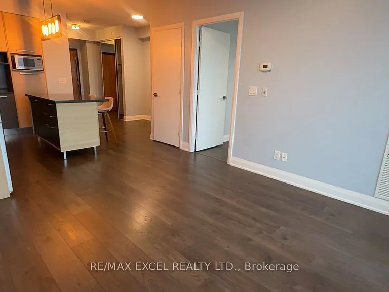 36 Park Lawn Rd #4006 — Photo 3