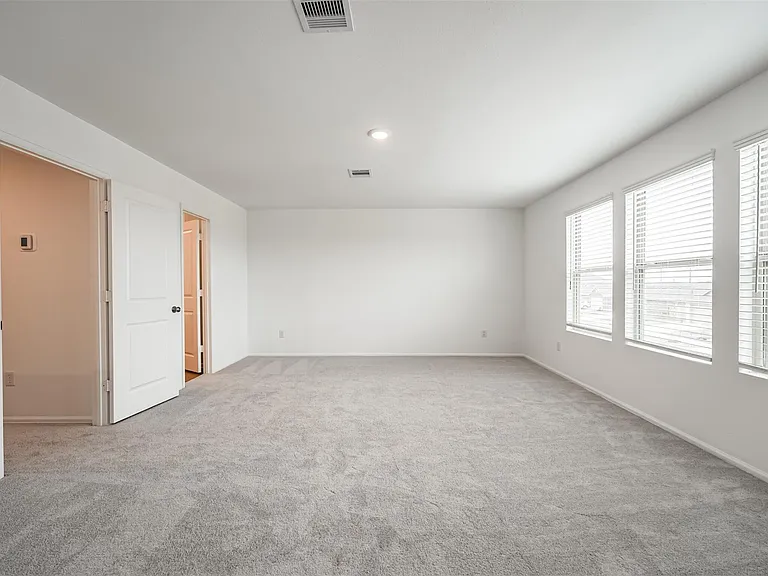9123 Estes Lakes Dr — Photo 24