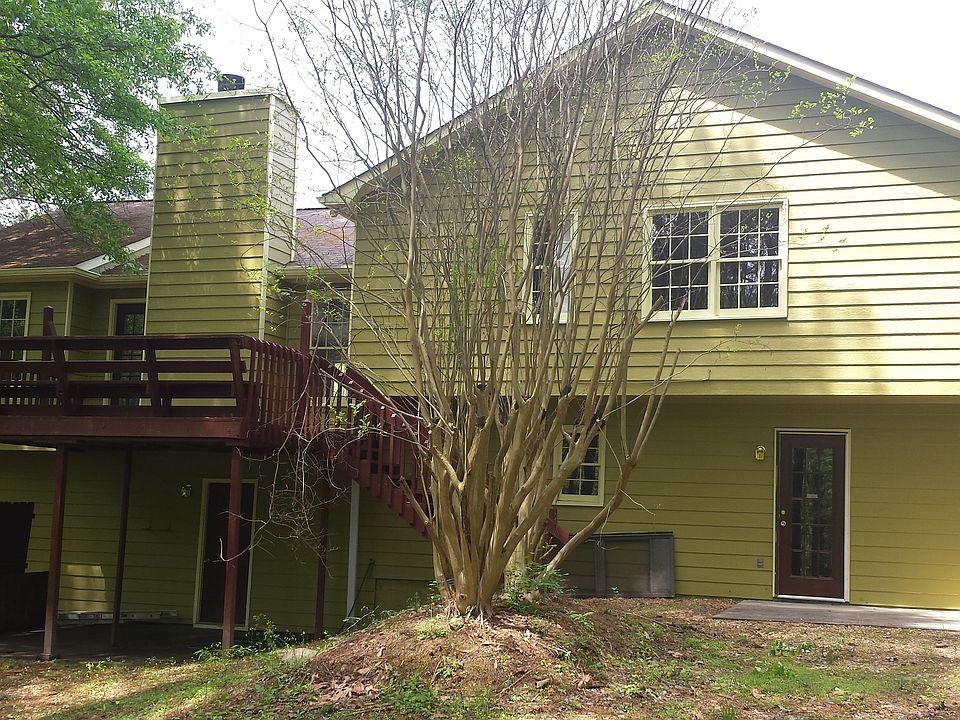 2nd image of 151 Muddy River Rd