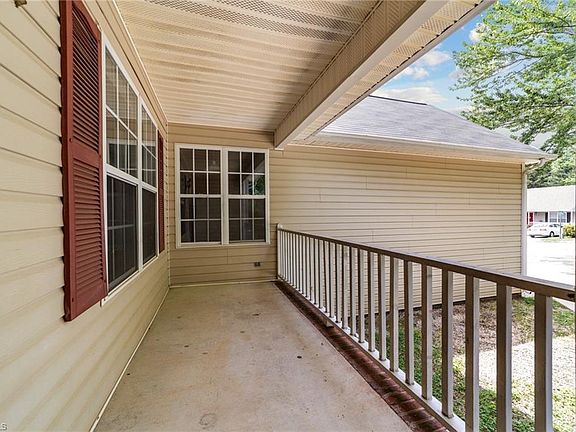 4th image of 4812 Prestbury Dr
