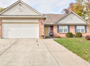 1076 Ridgepoint Dr, Batavia, OH 45103