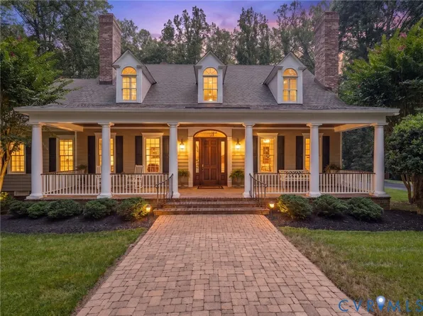 817 Dover Bluff Pl, Manakin Sabot, VA 23103