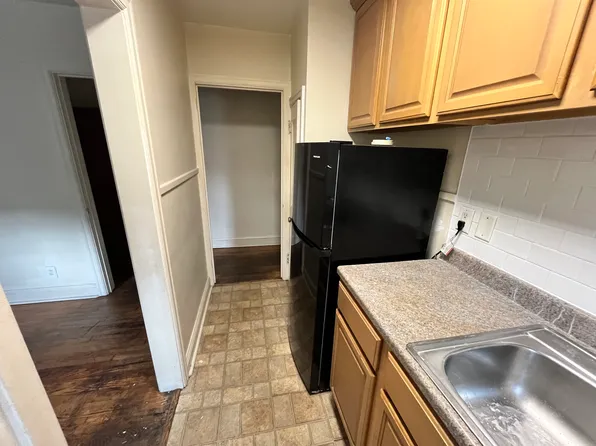 2700 Derry St, Harrisburg, PA