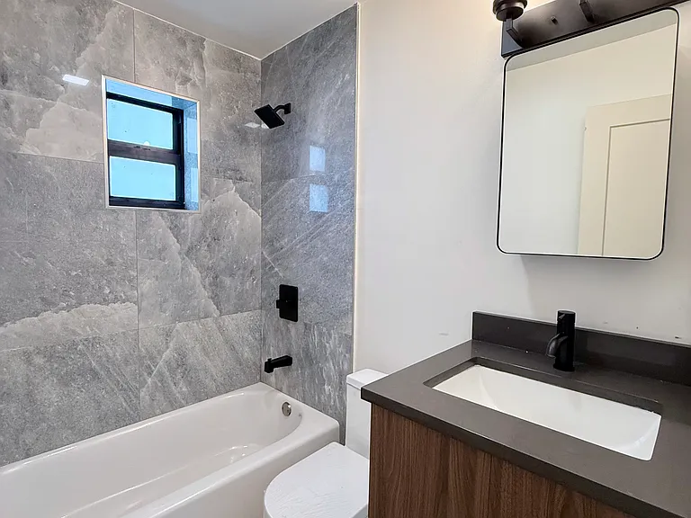 Modern Bathroom