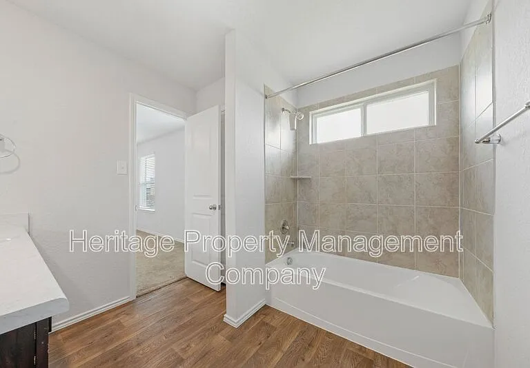 5720 Brook Pr — Photo 31