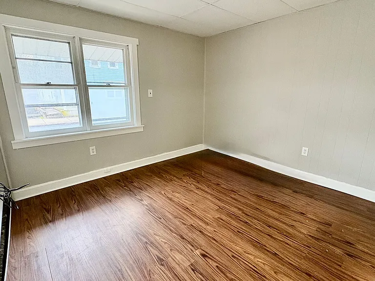 145-147 W. High Street — Photo 3