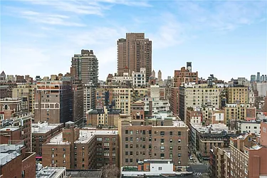 Rented by R New York