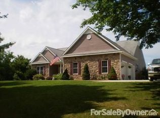 35 Weatherwax Rd, Poestenkill, NY 12140