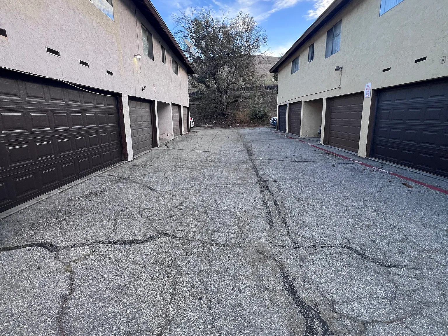 2 bed, 1.5 bath, $2,350 — Photo 3