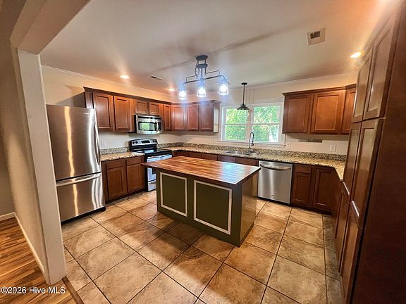 2nd image of 2504 Thomas Langston Rd