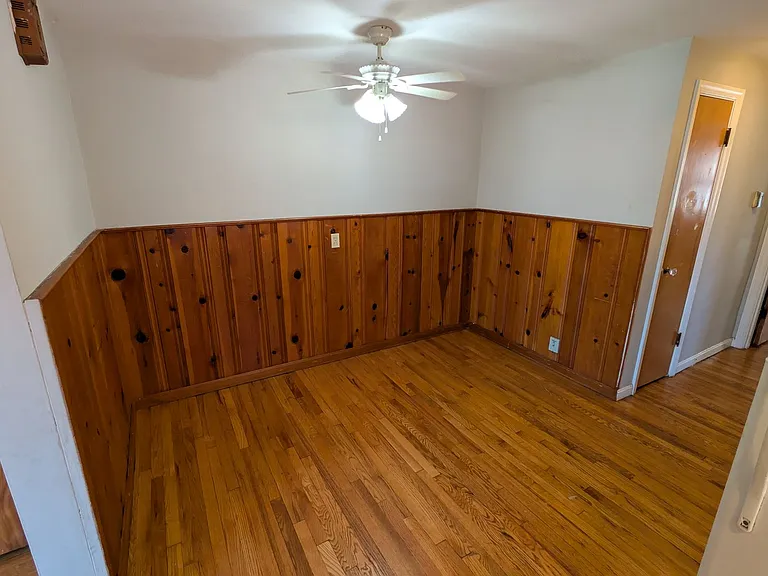 5855 Monfort Hills Ave — Photo 9
