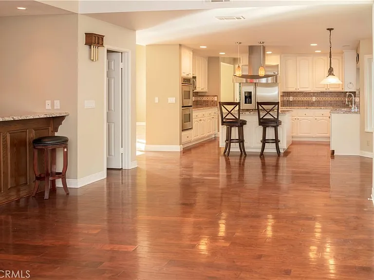 2822 Jason Ct — Photo 9