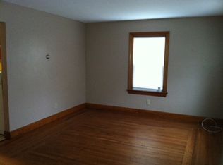 25 1/2 Pike St, West Warwick, RI 02893