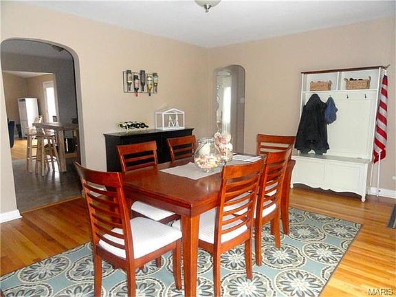 3rd image of 1218 Folger Ave