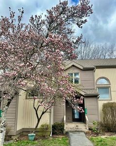 244 Northslope Ii Rd, East Stroudsburg, PA, 18302