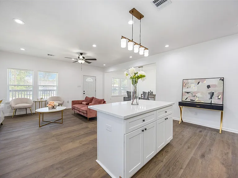 7950 Miley St — Photo 18