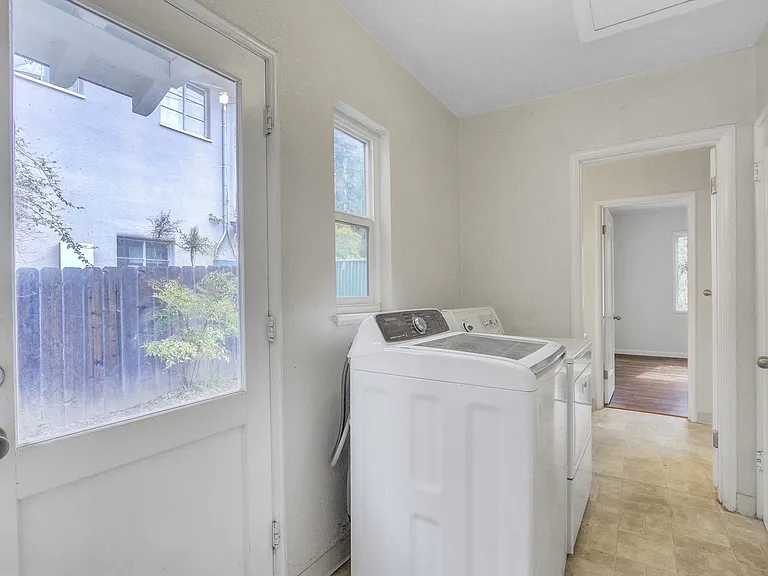 1290 Estudillo Ave — Photo 12