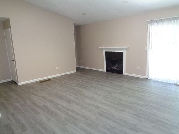 2nd image of 8217 Laramie Pl