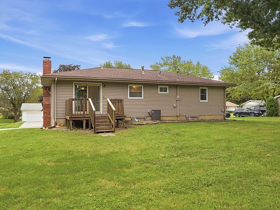 2nd image of 615 Sunset Ln