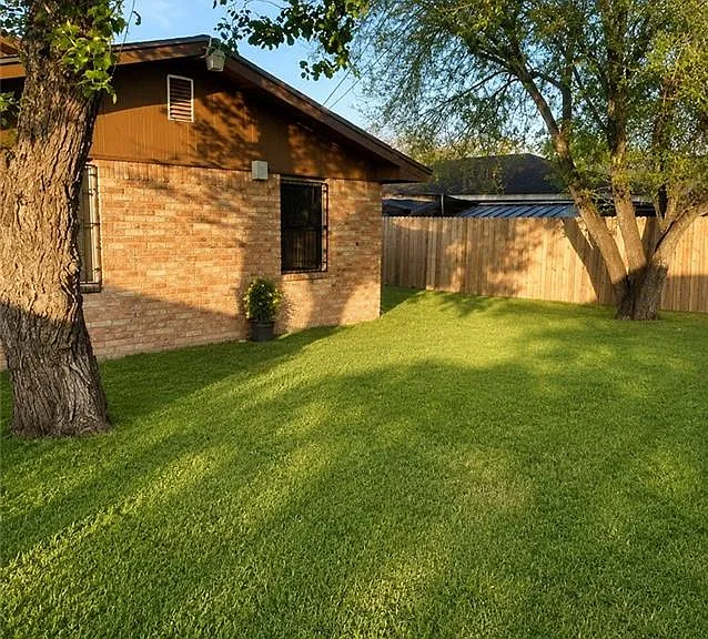 1010 El Recreo Cir — Photo 10