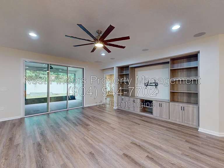 2704 Daylily Ln — Photo 6