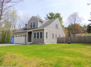 4 Canterbury Cir, Kennebunk, ME 04043