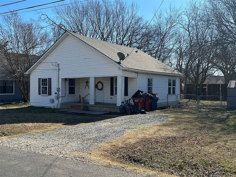 1st image of 449 Rigsby Dr