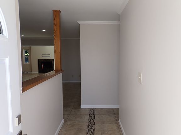 4th image of 1455 Transite Ave