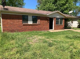 1313 Becky St, Bossier City, LA 71111
