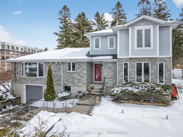 757 Front Rd, Kingston, ON K7M 4L6