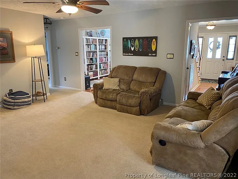 3705 Lockerbie Ct — Photo 13