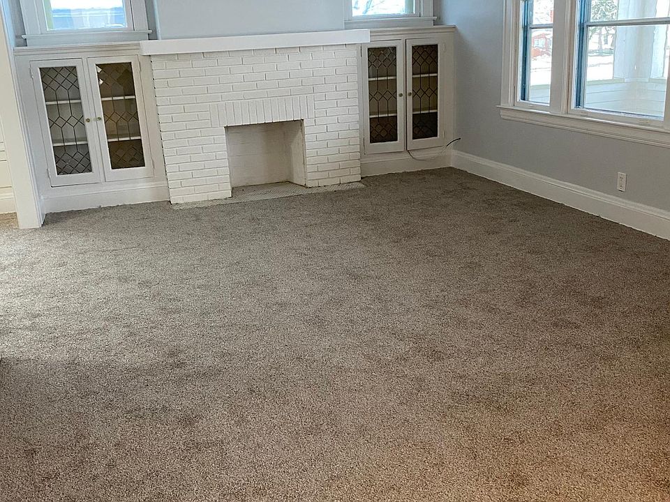 1st image of 4146 Lincoln Ave #2