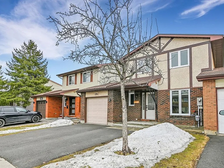1286 Cedarcroft Cres — Photo 3